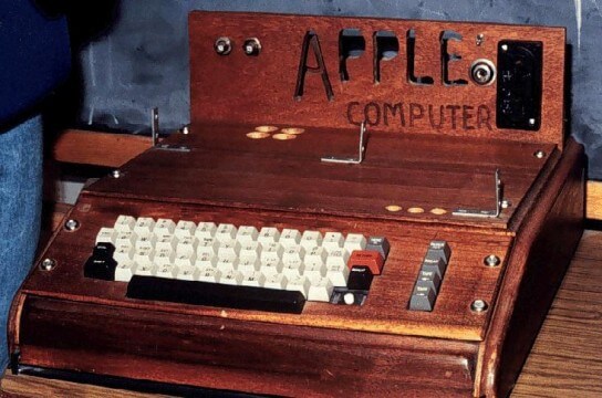 Apple1-1